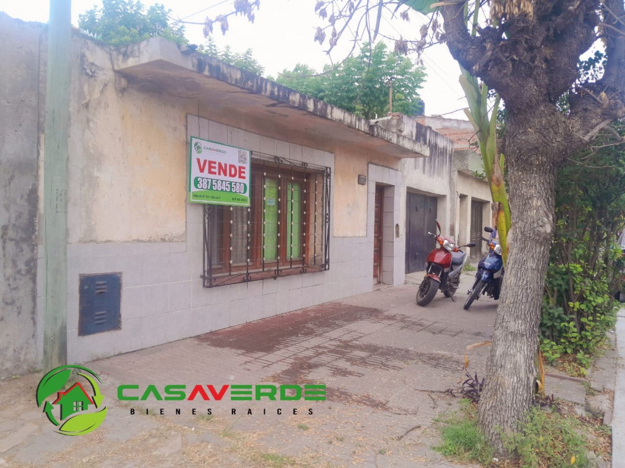 VENTA DE TERRENO CON CASA A RECICLAR/DEMOLER EN MACROCENTRO