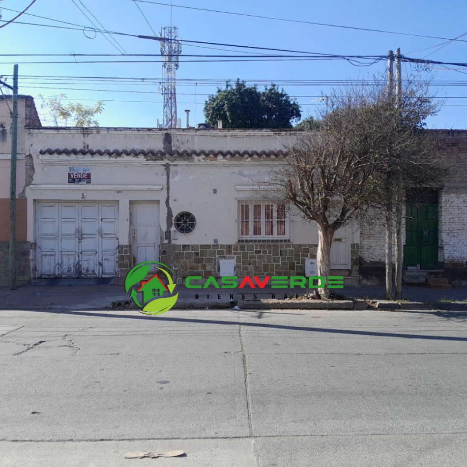 TERRENO CON CASA A RECICLAR - LAMADRIR AL 500- ZONA MACROCENTRO