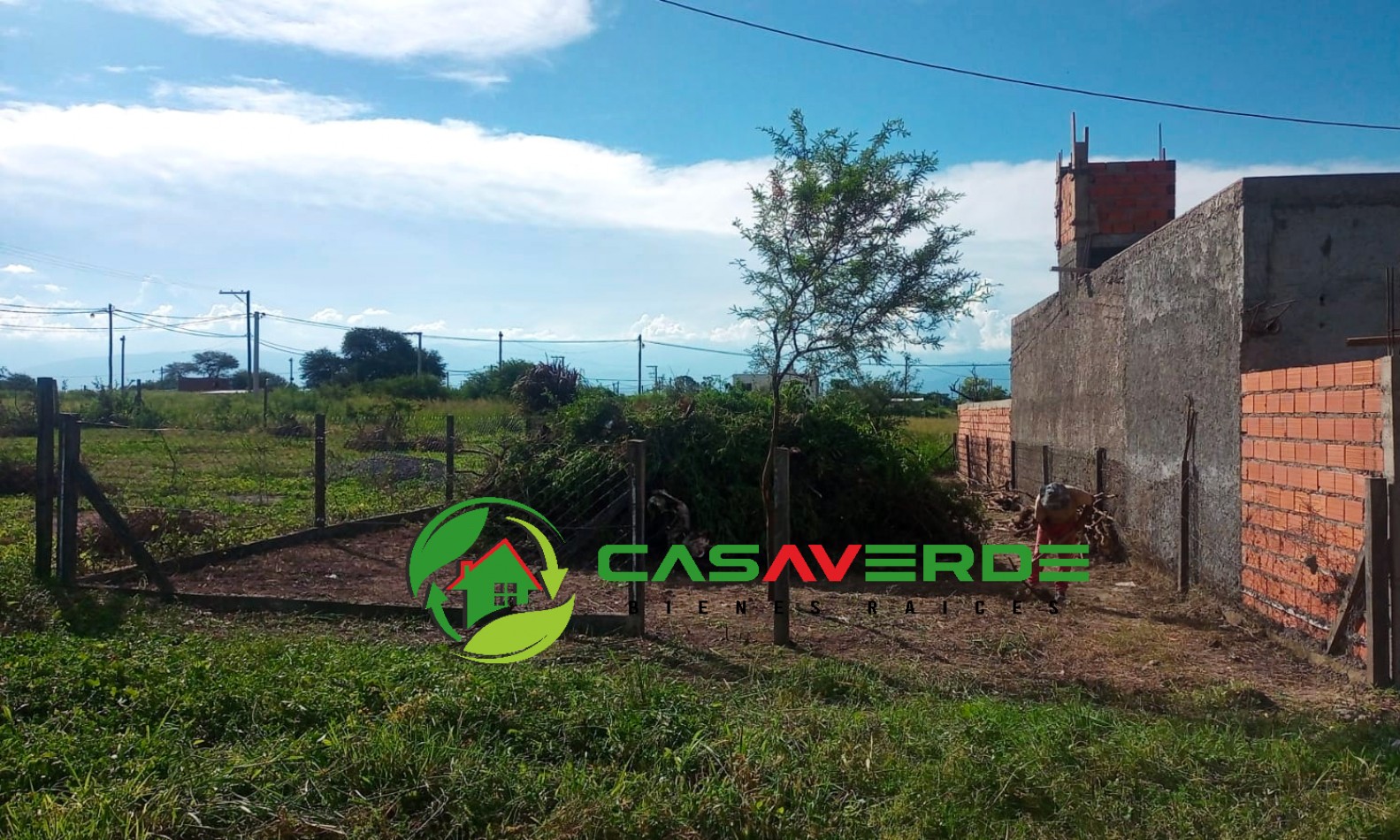 VENTA TERRENO EN COMPLEJO RESIDENCIAL "EL ALGARROBO" - CERRILLOS