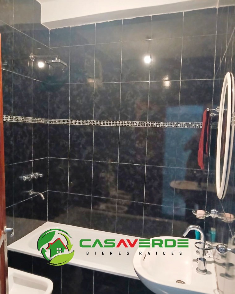 EN VENTA CASA ZONA MACROCENTRO