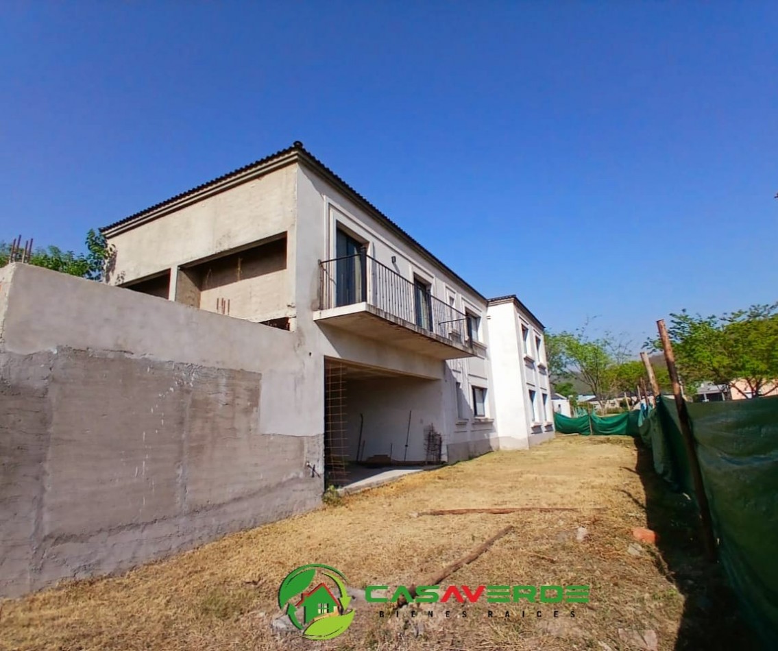 EN VENTA CASA EN CONSTRUCCION EN "LA RESERVA" - SAN LORENZO CHICO