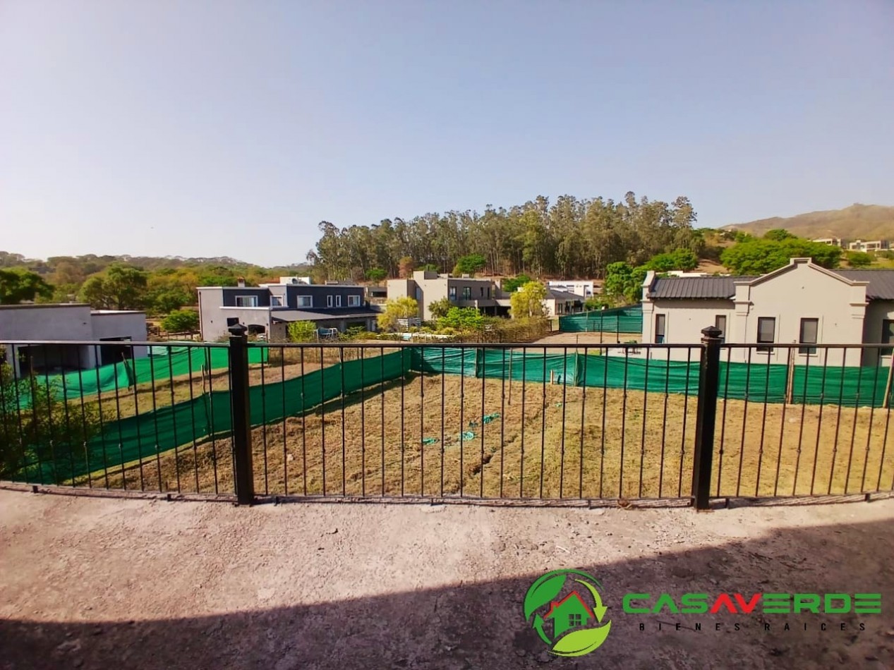 EN VENTA CASA EN CONSTRUCCION EN "LA RESERVA" - SAN LORENZO CHICO