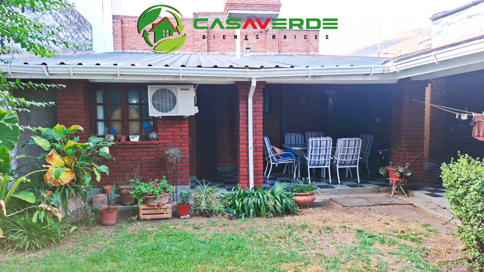 EN VENTA HERMOSA CASA EN TRES CERRITOS