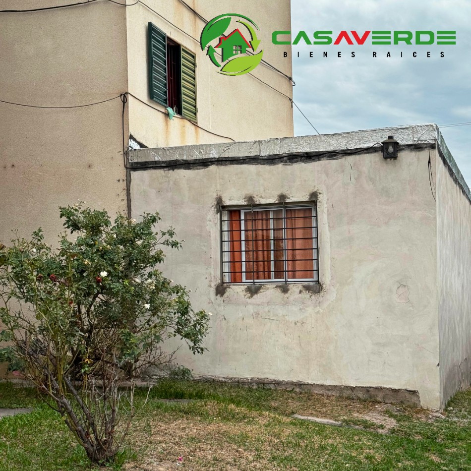 EN PERMUTA O VENTA DEPARTAMENTO PLANTA BAJA CON AMPLIACION EN BARRIO EL BOSQUE