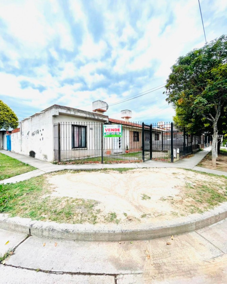 VENTA CASA APTA CREDITO HIPOTECARIO SOBRE ESQUINA - CIUDAD VALDIVIA