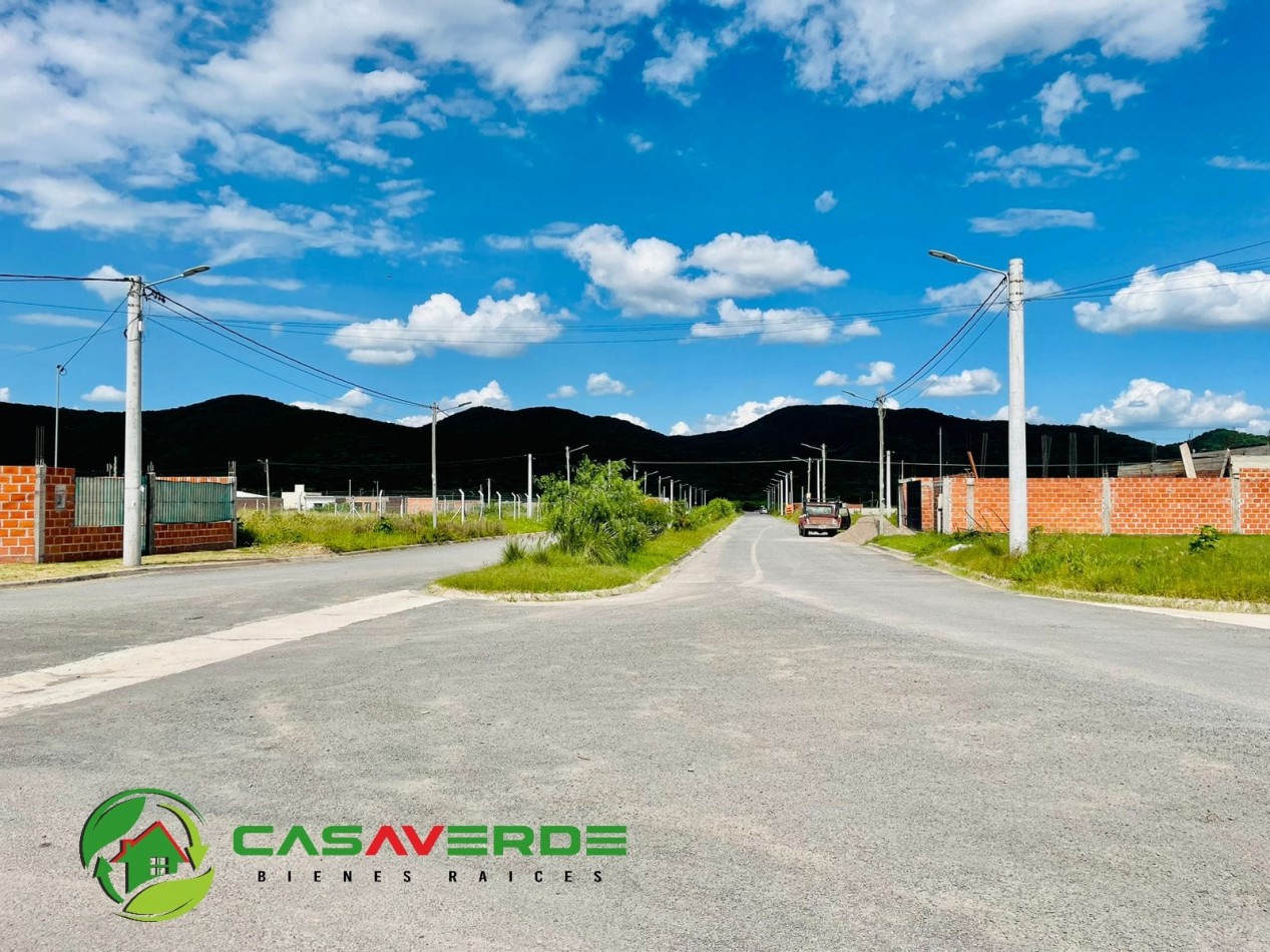 VENTA TERRENO CELESTINA SOBRE AVENIDA PRINCIPAL ASFALTADA TOTALMENTE ALAMBRADO