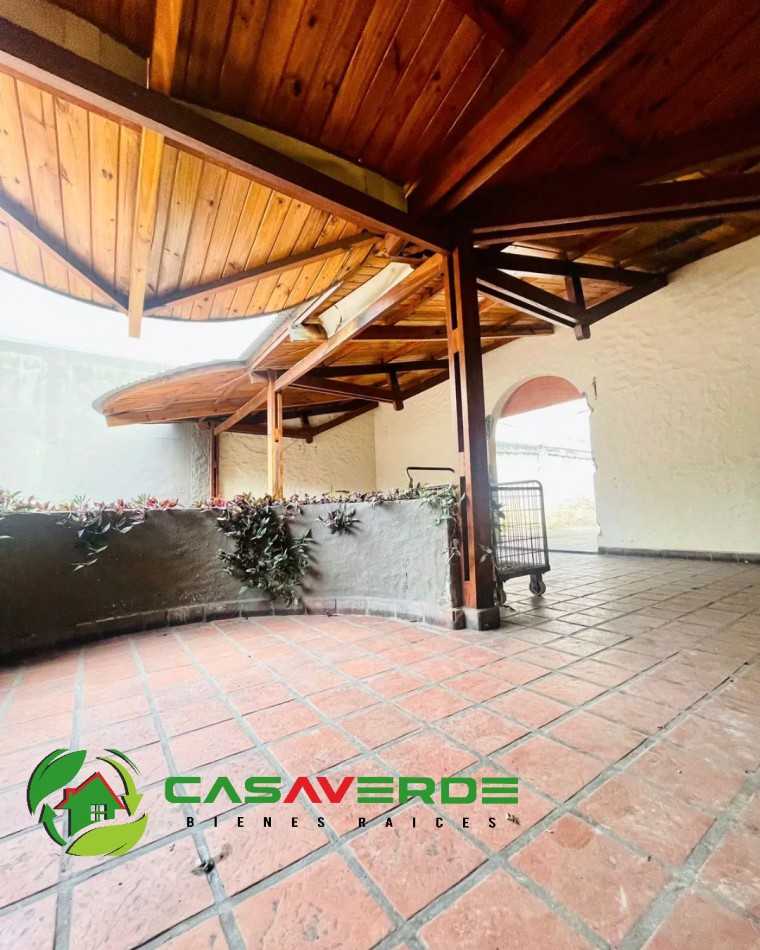 EN VENTA IMPORTANTE TERRENO EN AVENIDA BICENTENARIO 