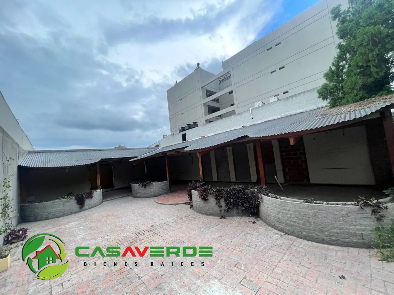 EN VENTA IMPORTANTE TERRENO EN AVENIDA BICENTENARIO 