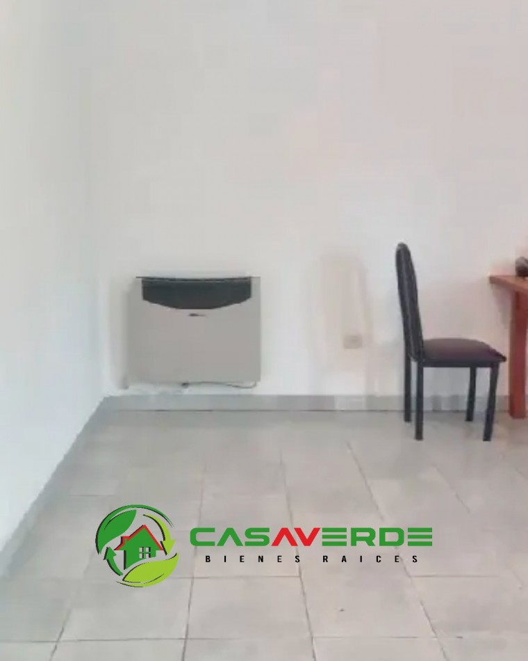 EN ALQUILER CASA EN B° LAPACHOS EN ESQUINA - ZONA SUR