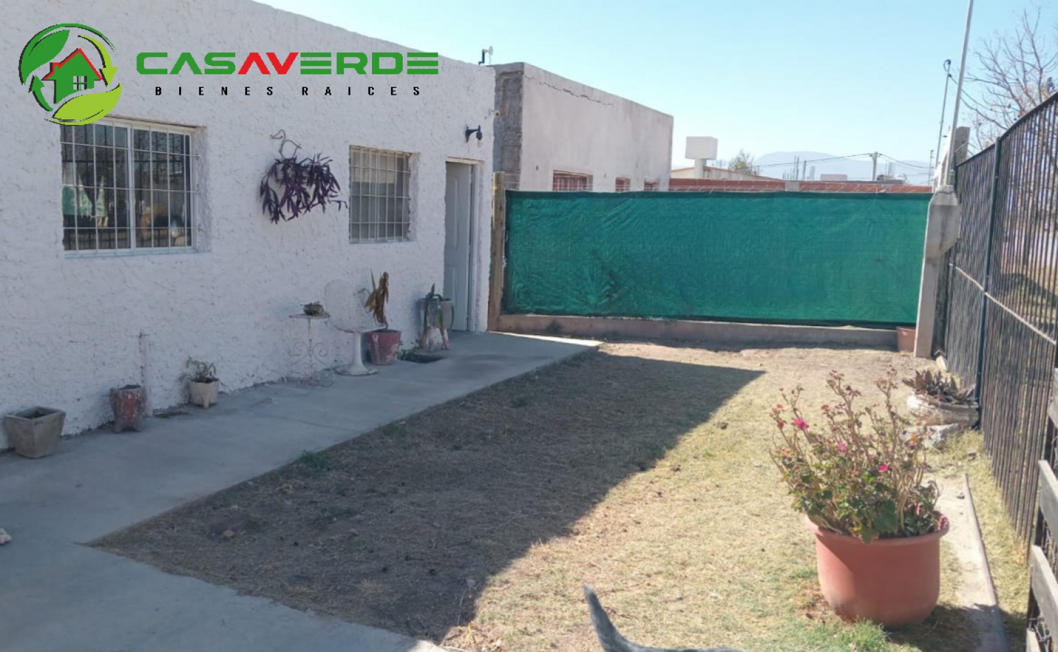 EN VENTA CASA EN BARRIO LAS HUELLAS - ZONA AQUA PARK
