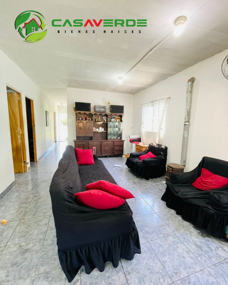 EN VENTA CASA EN BARRIO LAS HUELLAS - ZONA AQUA PARK