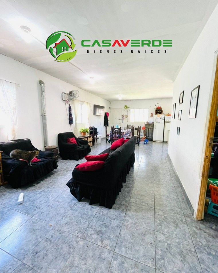 EN VENTA CASA EN BARRIO LAS HUELLAS - ZONA AQUA PARK