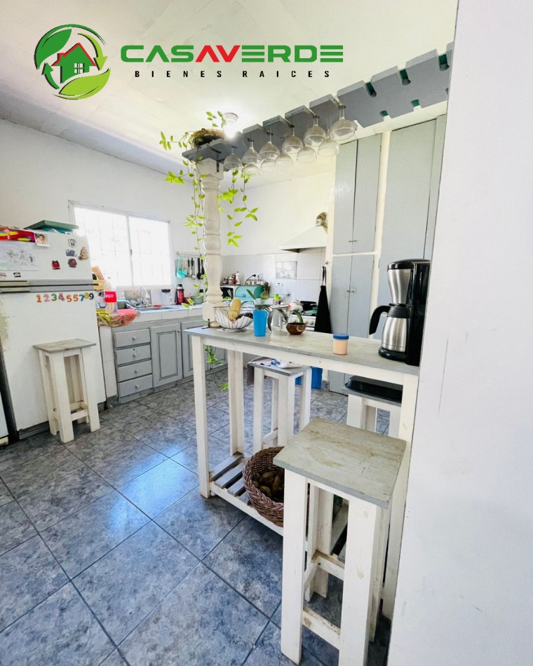 EN VENTA CASA EN BARRIO LAS HUELLAS - ZONA AQUA PARK