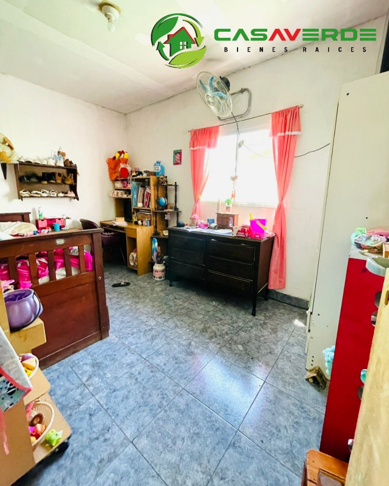 EN VENTA CASA EN BARRIO LAS HUELLAS - ZONA AQUA PARK