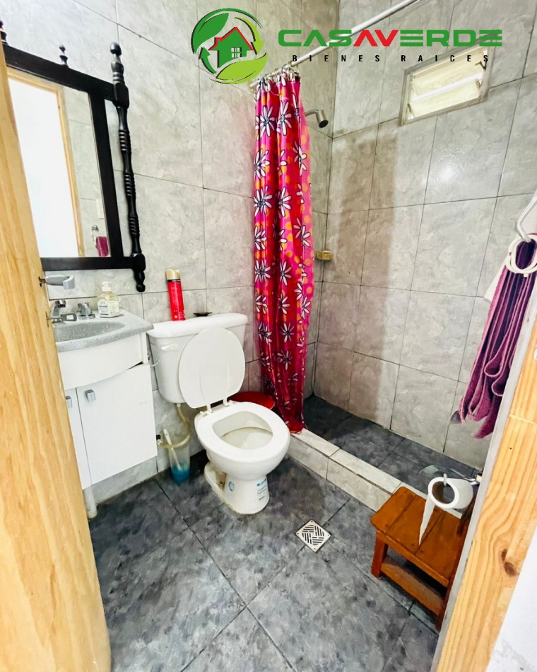 EN VENTA CASA EN BARRIO LAS HUELLAS - ZONA AQUA PARK