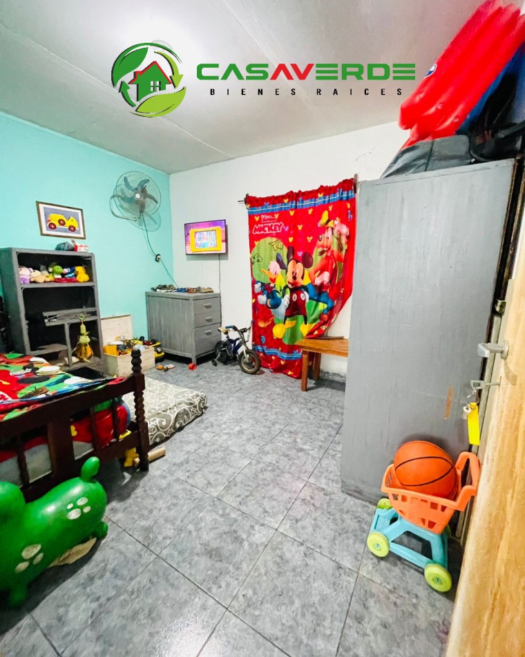 EN VENTA CASA EN BARRIO LAS HUELLAS - ZONA AQUA PARK