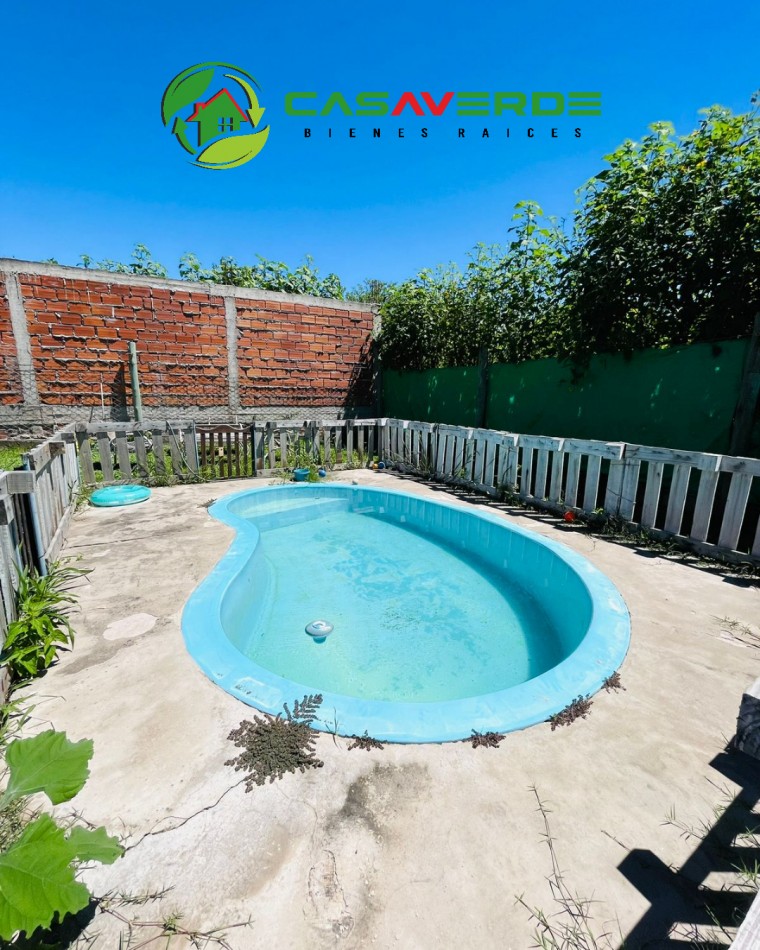 EN VENTA CASA EN BARRIO LAS HUELLAS - ZONA AQUA PARK