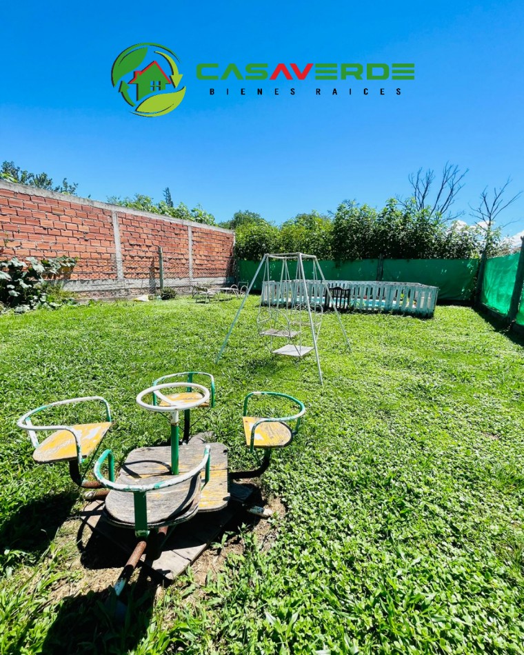 EN VENTA CASA EN BARRIO LAS HUELLAS - ZONA AQUA PARK