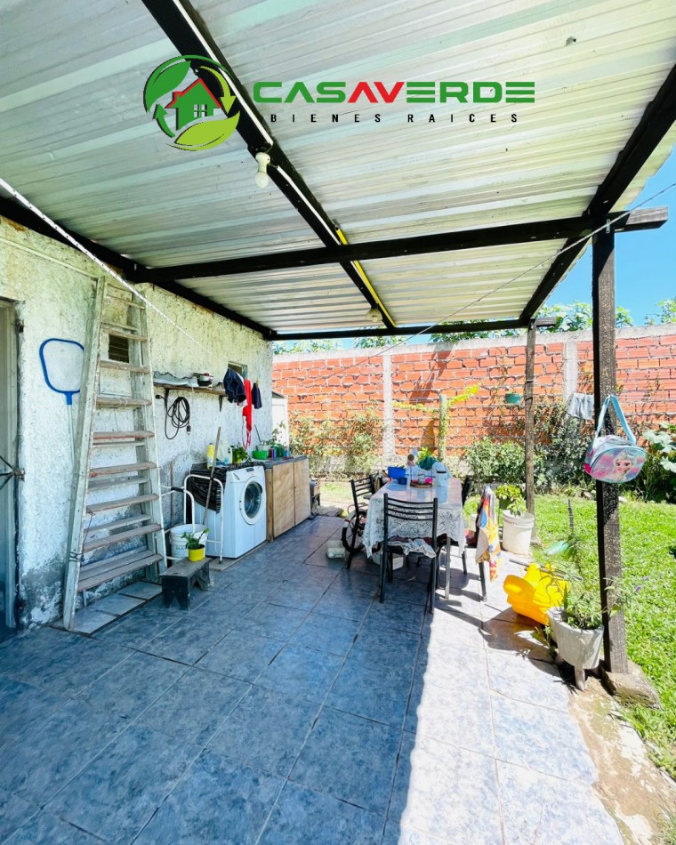 EN VENTA CASA EN BARRIO LAS HUELLAS - ZONA AQUA PARK