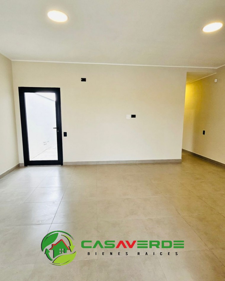 CASA EN VENTA A ESTRENAR EN VIA AURELIA