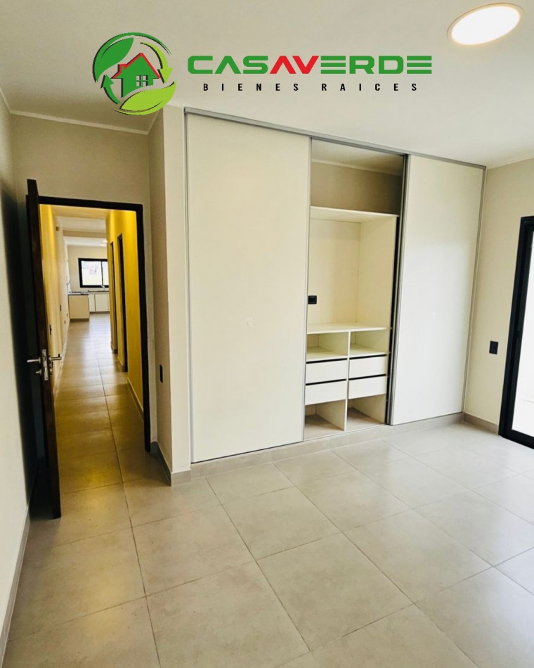 CASA EN VENTA A ESTRENAR EN VIA AURELIA