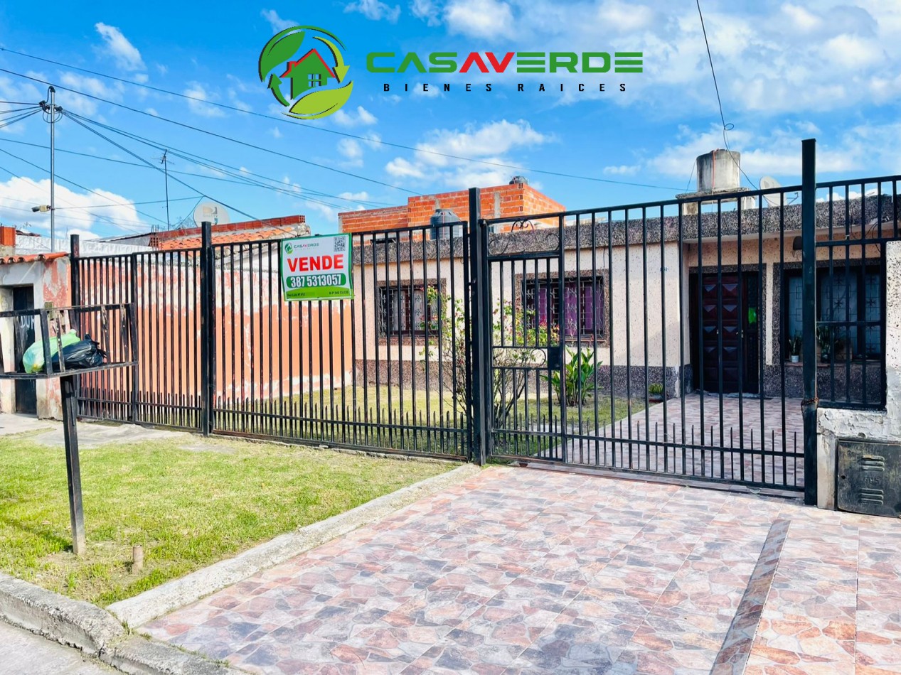 EN VENTA AMPLIA CASA EN ZONA NORTE