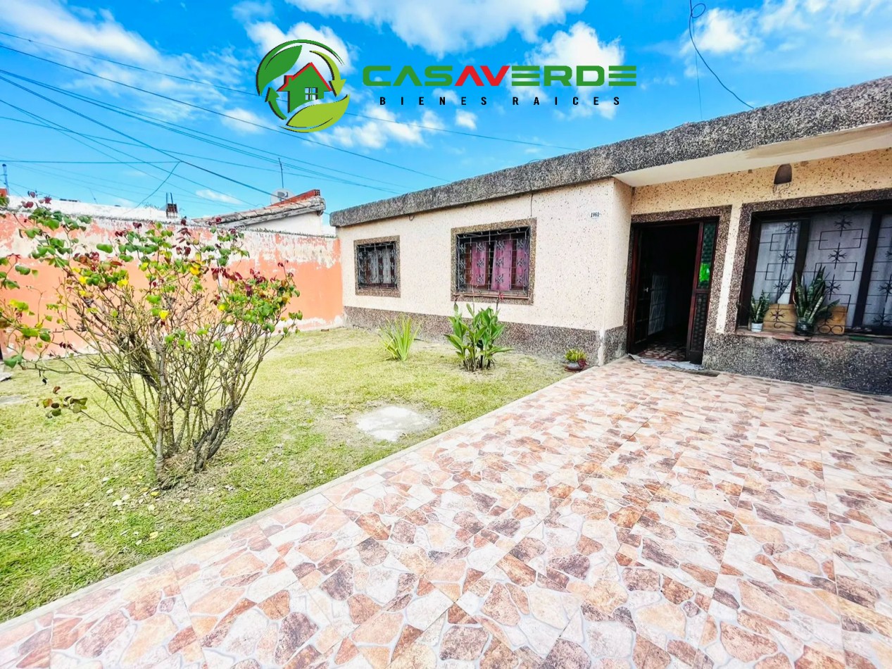 EN VENTA AMPLIA CASA EN ZONA NORTE