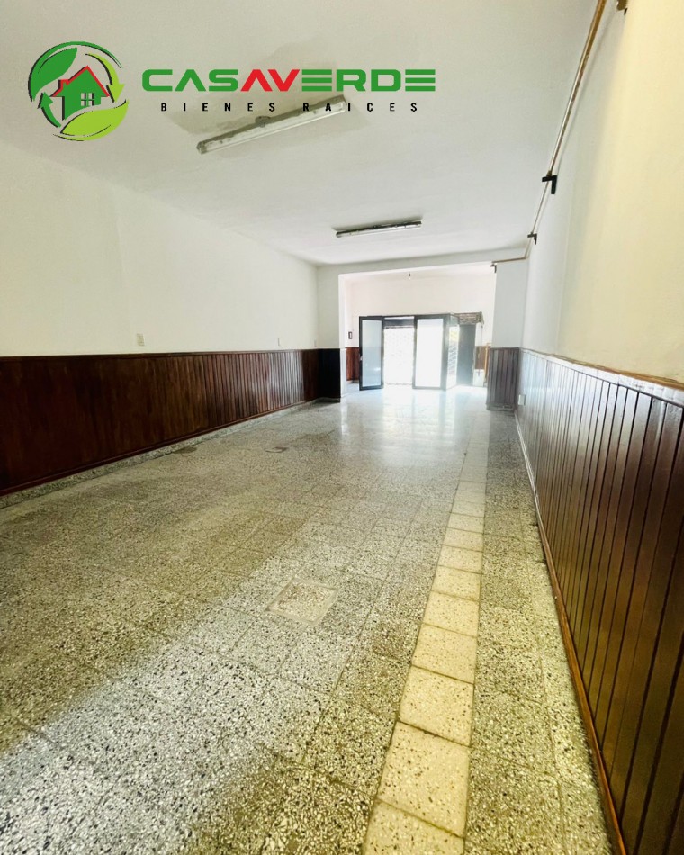 EN ALQUILER LOCAL COMERCIAL ZONA MICROCENTRO