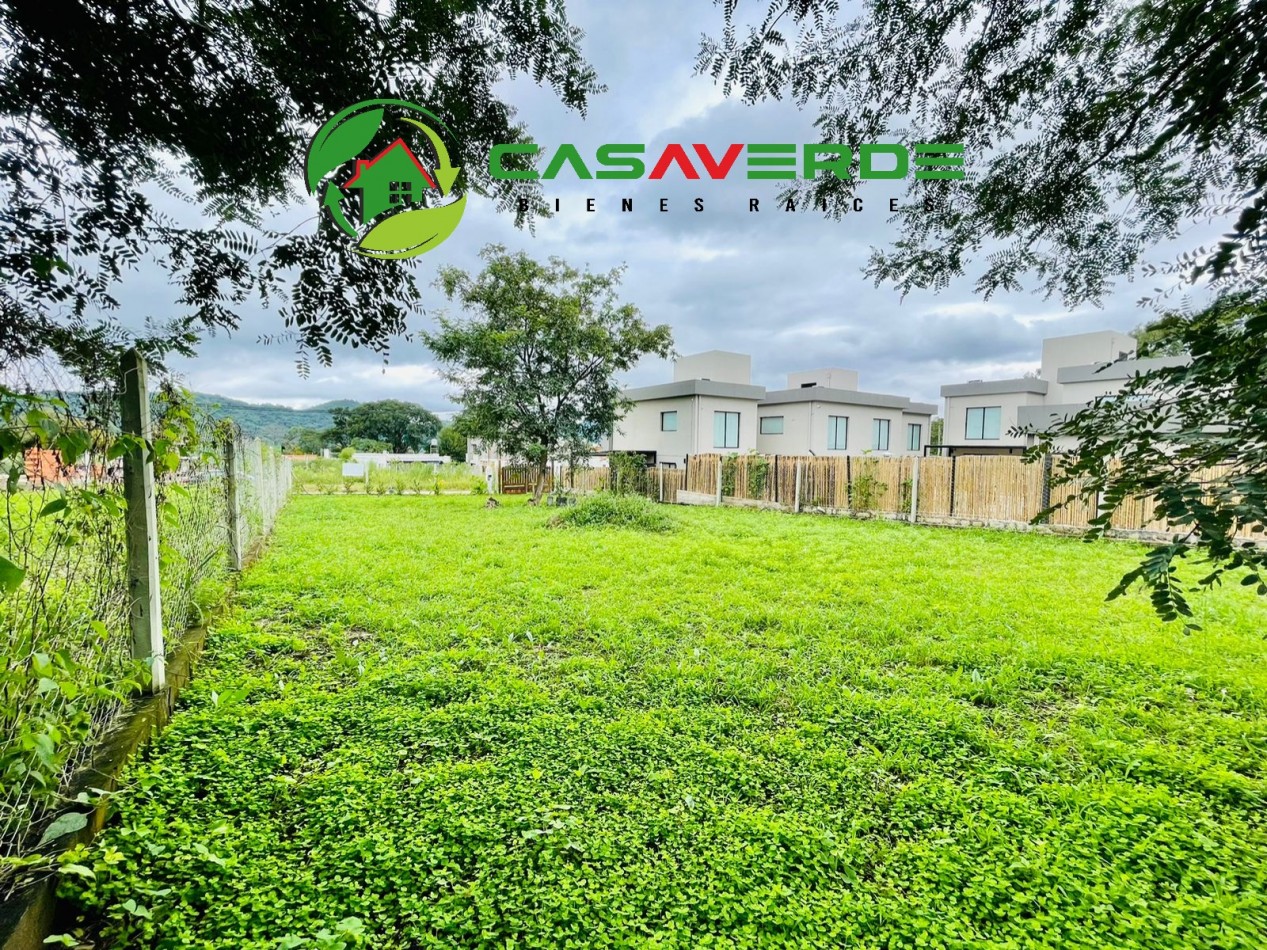 EN VENTA TERRENO ALAMBRADO EN ALMERIA - VAQUEROS