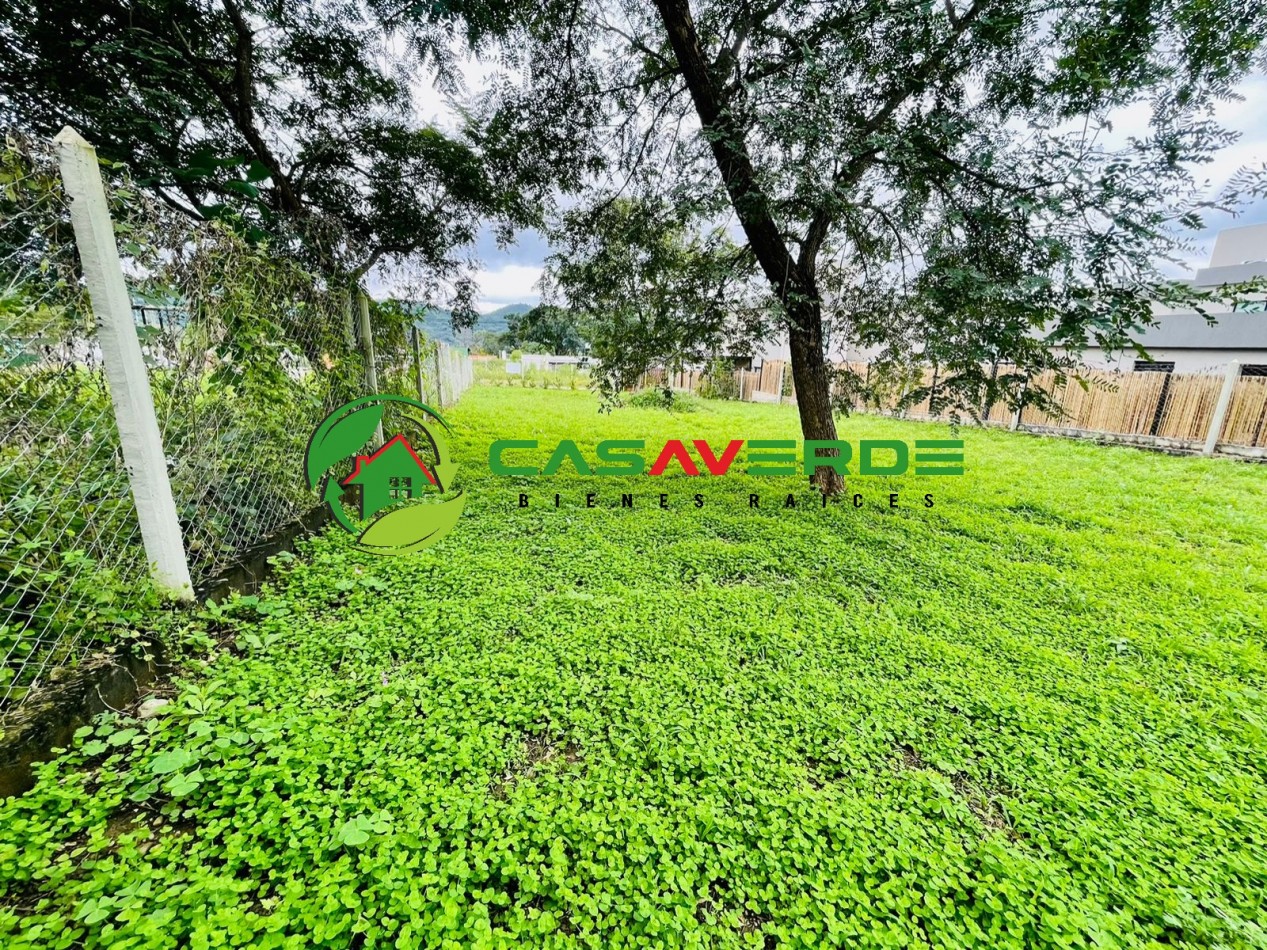 EN VENTA TERRENO ALAMBRADO EN ALMERIA - VAQUEROS