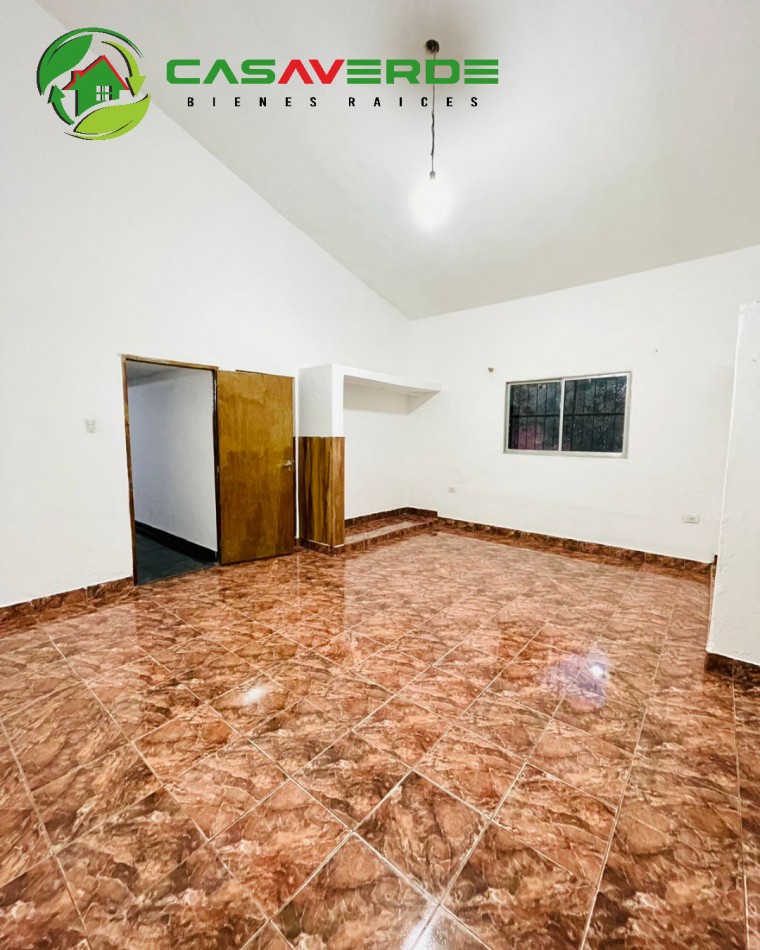 EN ALQUIELER CASA CON PILETA - ZONA AEROPUERTO