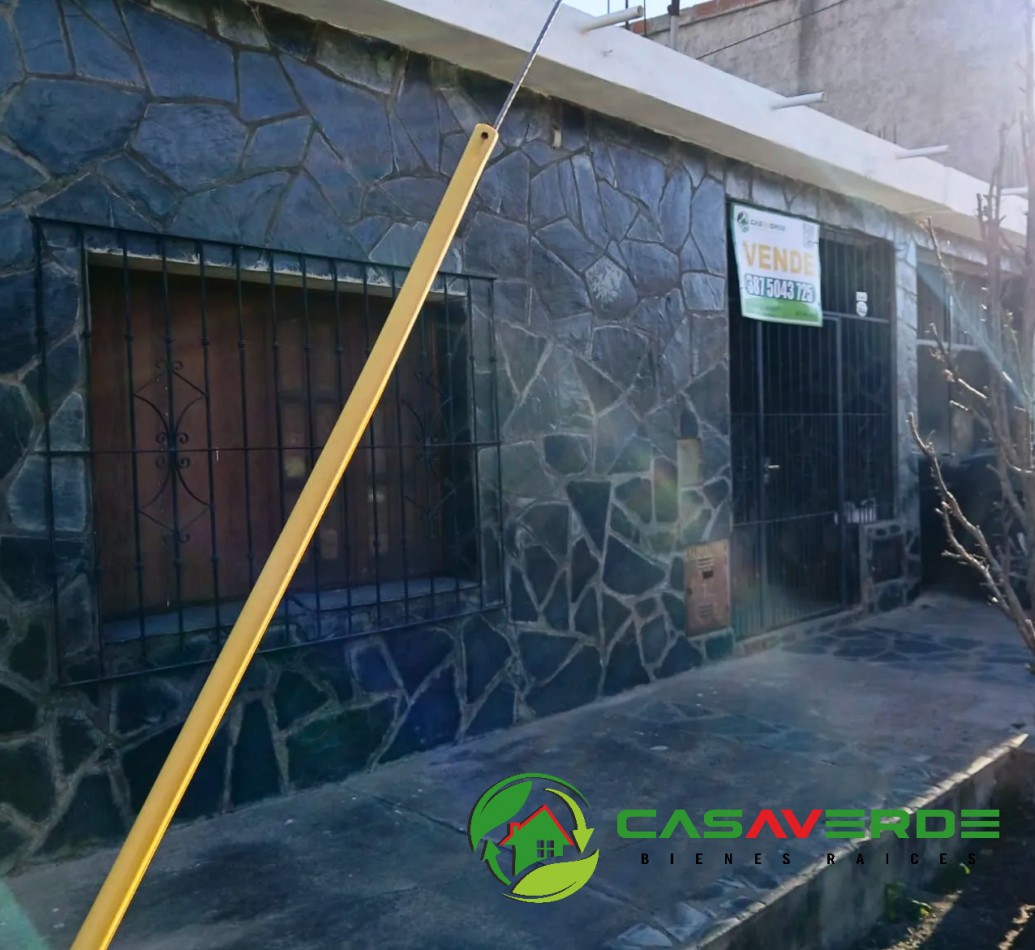 EN VENTA CASA ZONA MACROCENTRO - PASAJE ORMACHEA