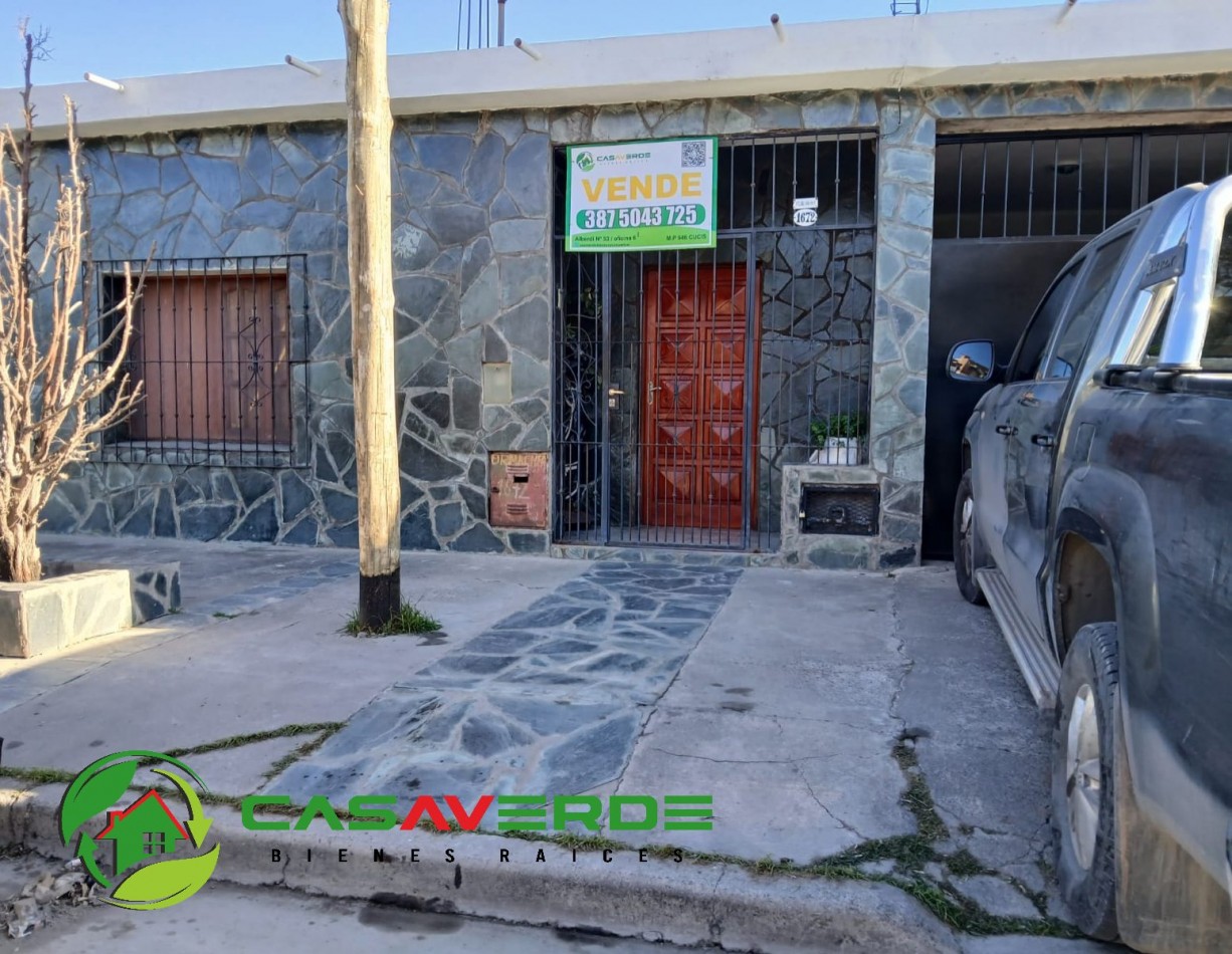 EN VENTA CASA ZONA MACROCENTRO - PASAJE ORMACHEA