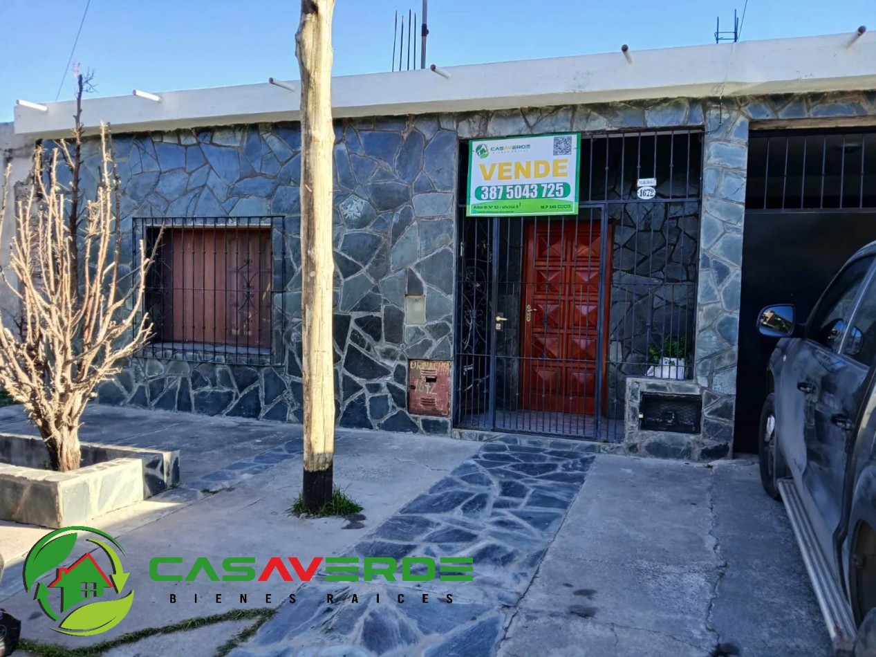 EN VENTA CASA ZONA MACROCENTRO - PASAJE ORMACHEA