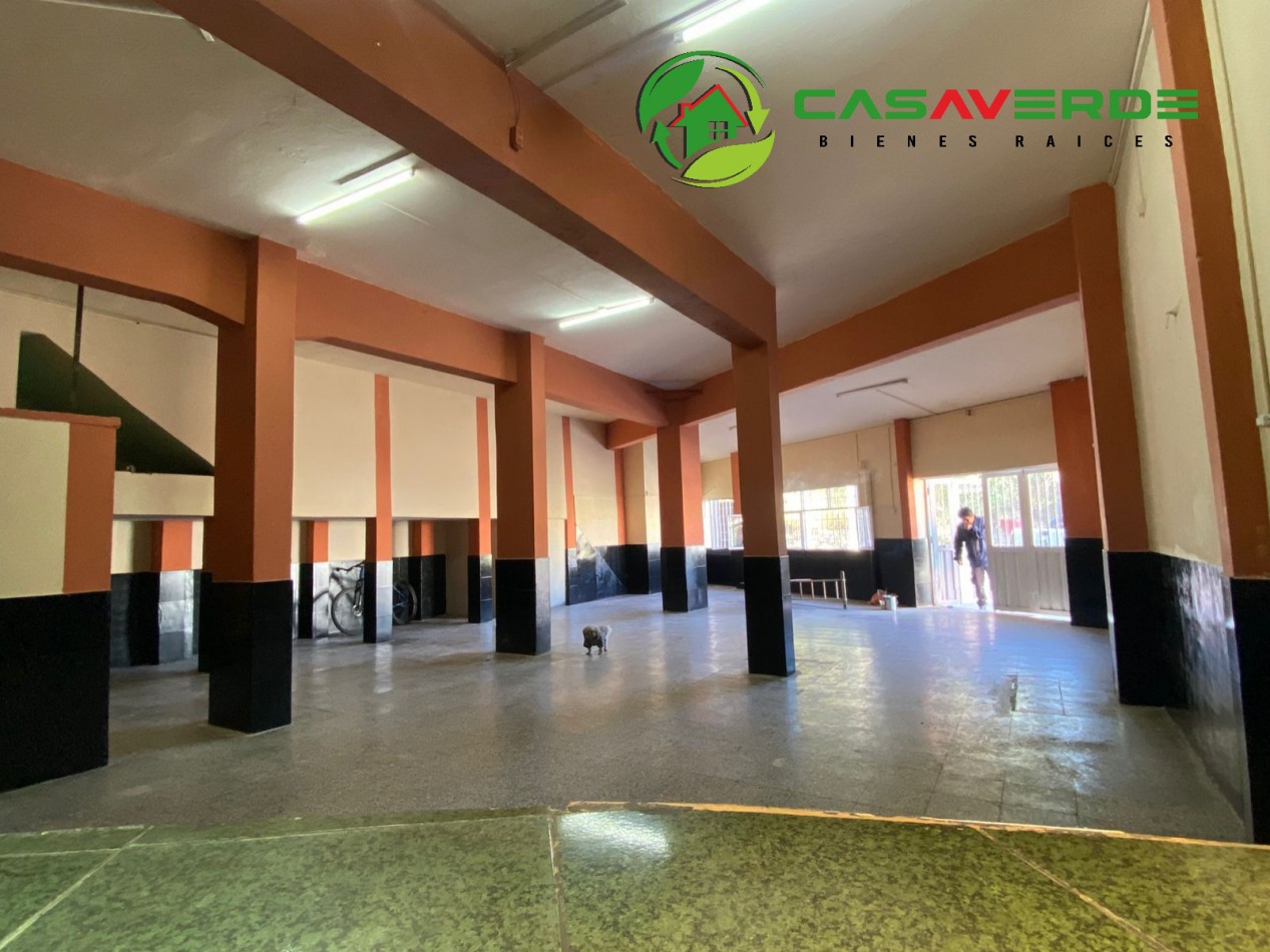 EN ALQUILER LOCAL COMERCIAL EN AV. ARTIGAS - VILLA LAS ROSAS
