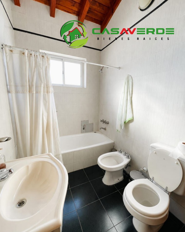 EN VENTA CASA APTA CREDITO HIPOTECARIO EN BARRIO SAN CARLOS