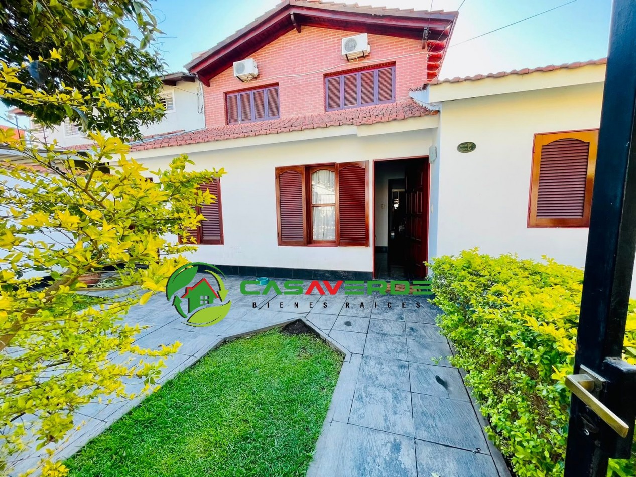 EN VENTA CASA APTA CREDITO HIPOTECARIO EN BARRIO SAN CARLOS