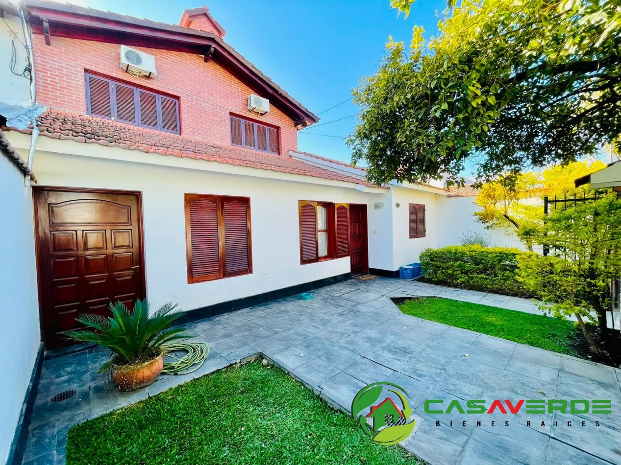 EN VENTA CASA APTA CREDITO HIPOTECARIO EN BARRIO SAN CARLOS