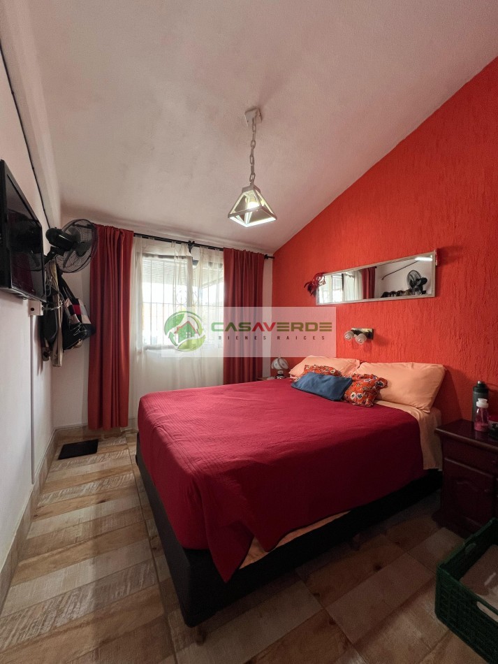 VENTA IMPORTANTE CASA EN ESQUINA SOBRE AVENIDA - ZONA SUR