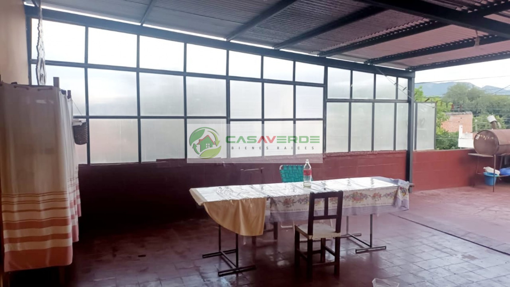 VENTA OPORTUNIDAD !!!!!! CASA DE 2 PLANTAS - BARRIO PABLO SARAVIA - ZONA SUR