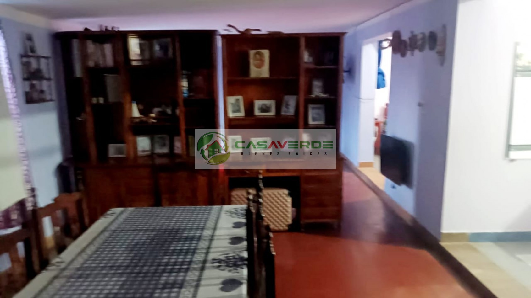 VENTA OPORTUNIDAD !!!!!! CASA DE 2 PLANTAS - BARRIO PABLO SARAVIA - ZONA SUR