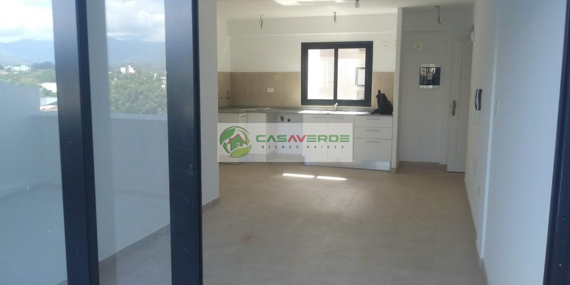 VENTA DEPARTAMENTO 1 DORMITORIO CON AMPLIO BALCON Y GARAGE