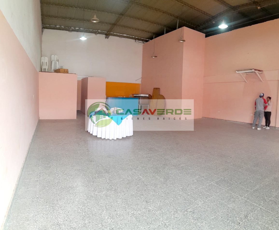 ALQUILER MENSUAL SALON DE EVENTOS O DE USOS MULTIPLES - BARRIO SANTA ANA 2 - ZONA SUR