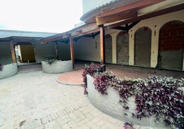 EN VENTA IMPORTANTE TERRENO EN AVENIDA BICENTENARIO 
