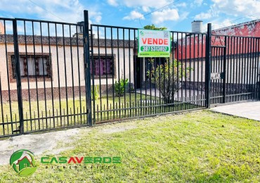 EN VENTA AMPLIA CASA EN ZONA NORTE