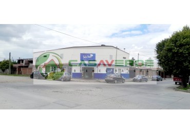 ALQUILER MENSUAL SALON DE EVENTOS O DE USOS MULTIPLES - BARRIO SANTA ANA 2 - ZONA SUR